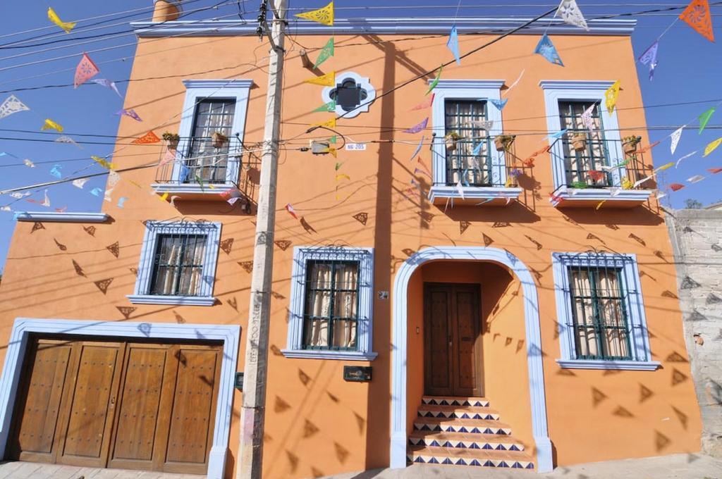 Casa Frida B&B Альенде Экстерьер фото