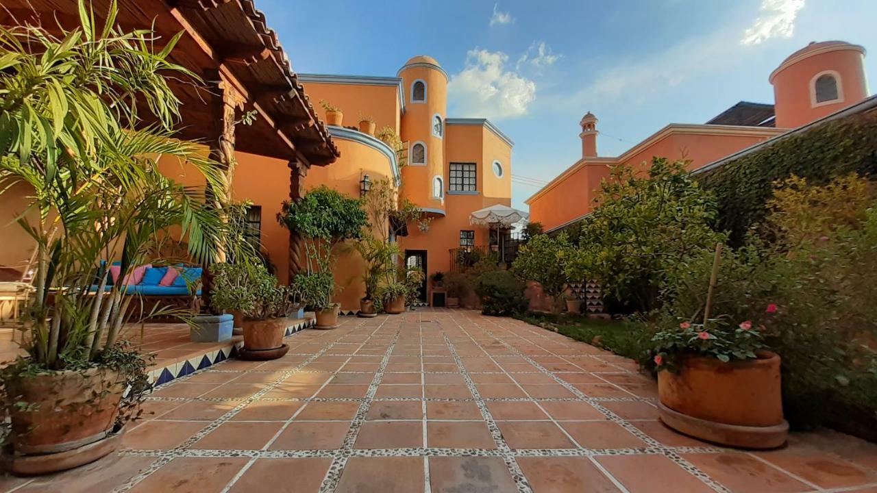 Casa Frida B&B Альенде Экстерьер фото