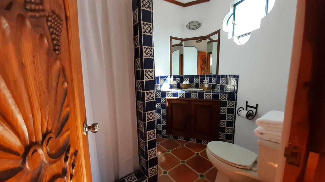 Casa Frida B&B Альенде Экстерьер фото