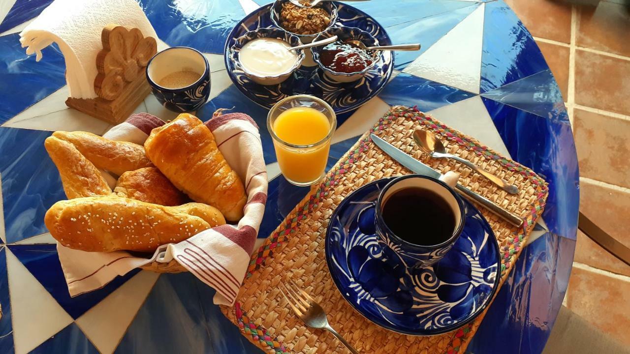 Casa Frida B&B Альенде Экстерьер фото