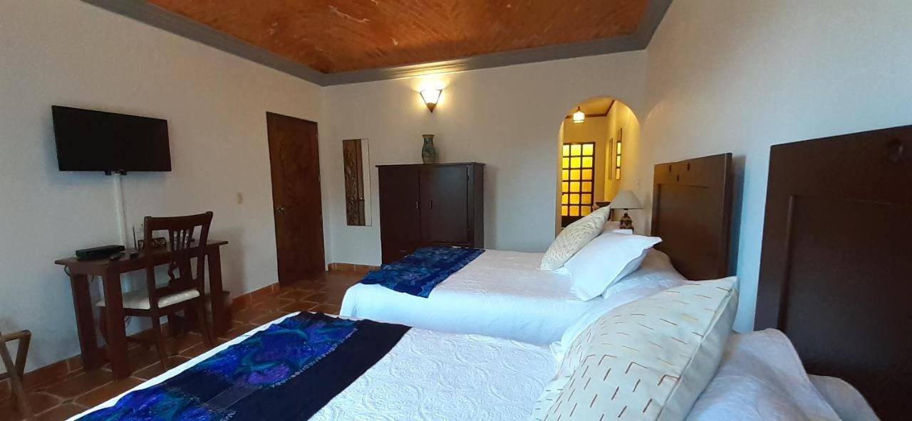 Casa Frida B&B Альенде Экстерьер фото
