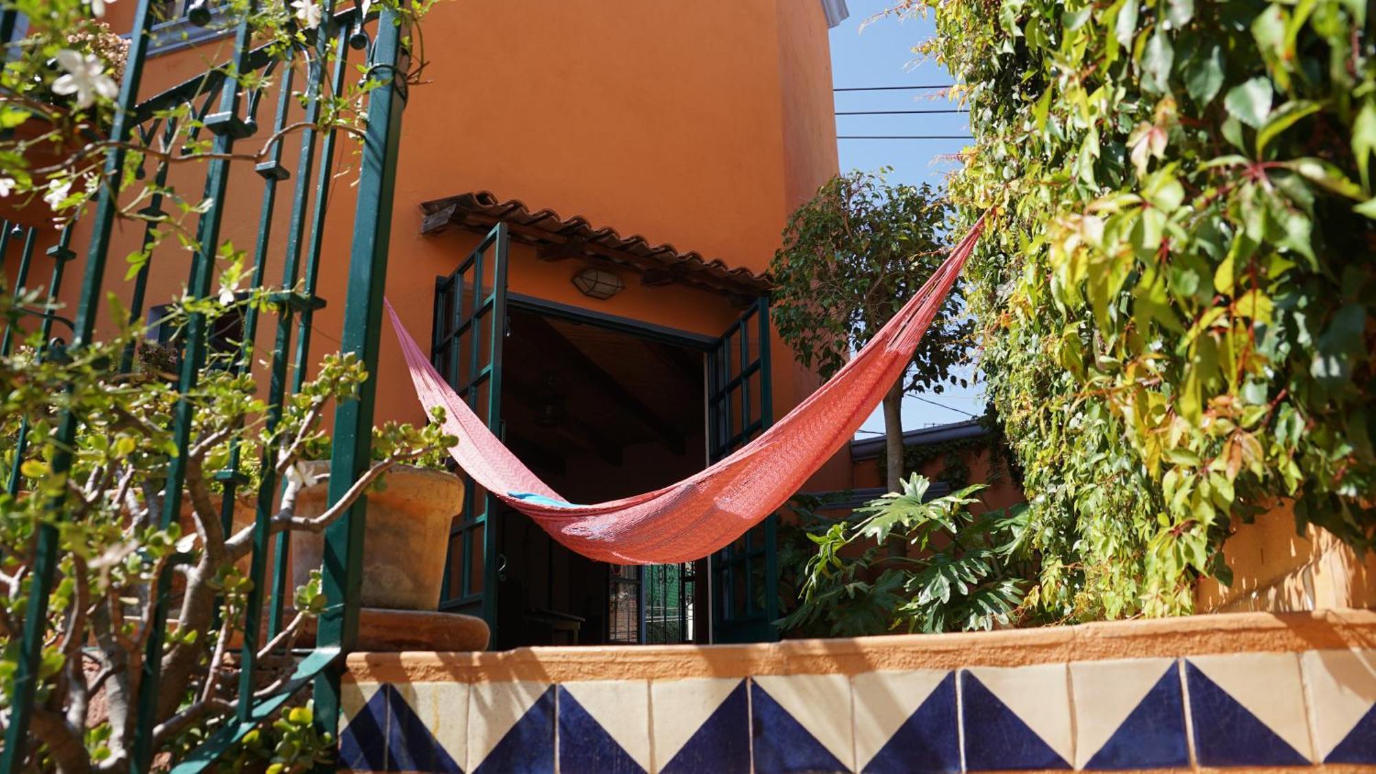 Casa Frida B&B Альенде Экстерьер фото